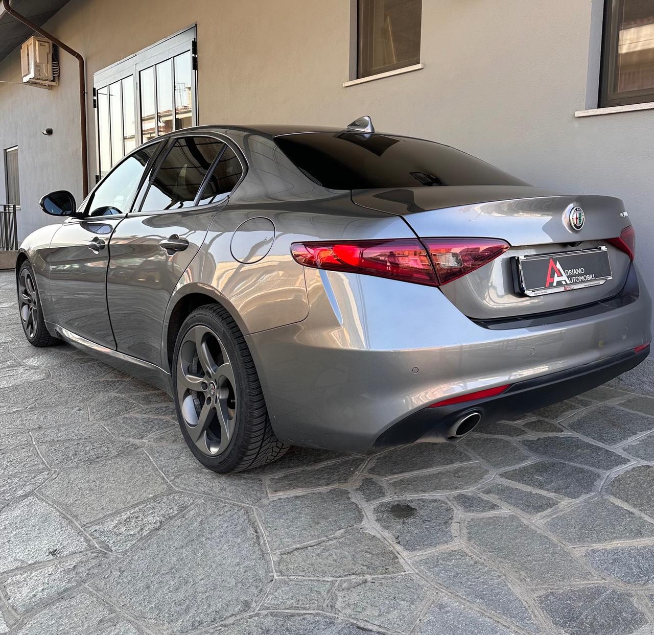 Alfa Romeo Giulia 2.2 t Business 160cv auto