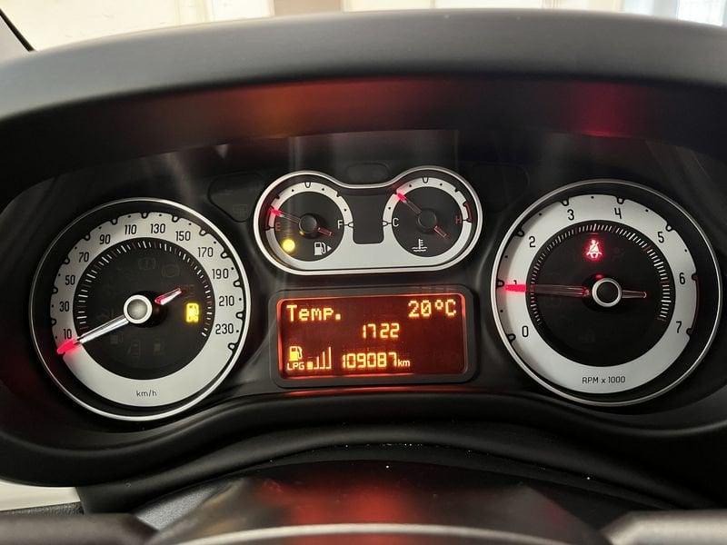 FIAT 500L 1.4 T-Jet 120cv Pop Star