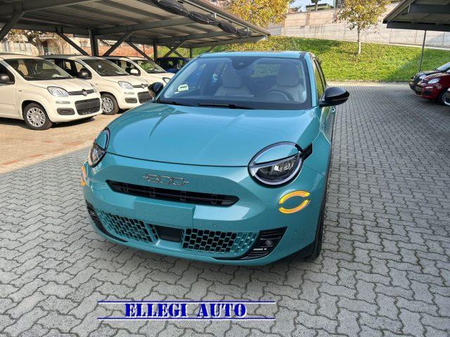 FIAT 600 Hybrid 110 CV DCT MHEV La Prima km 0