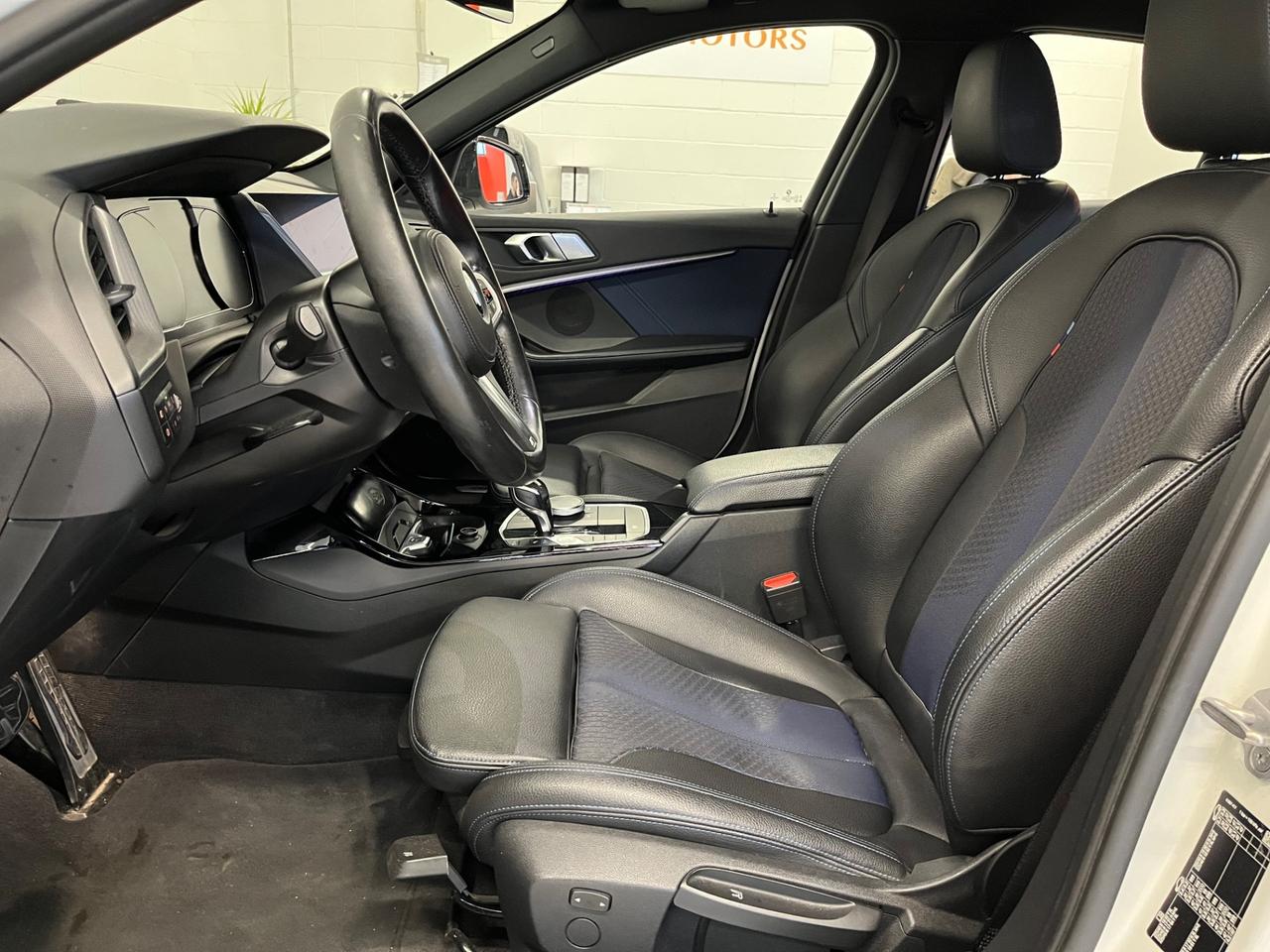 Bmw 118 118d 5p. Msport