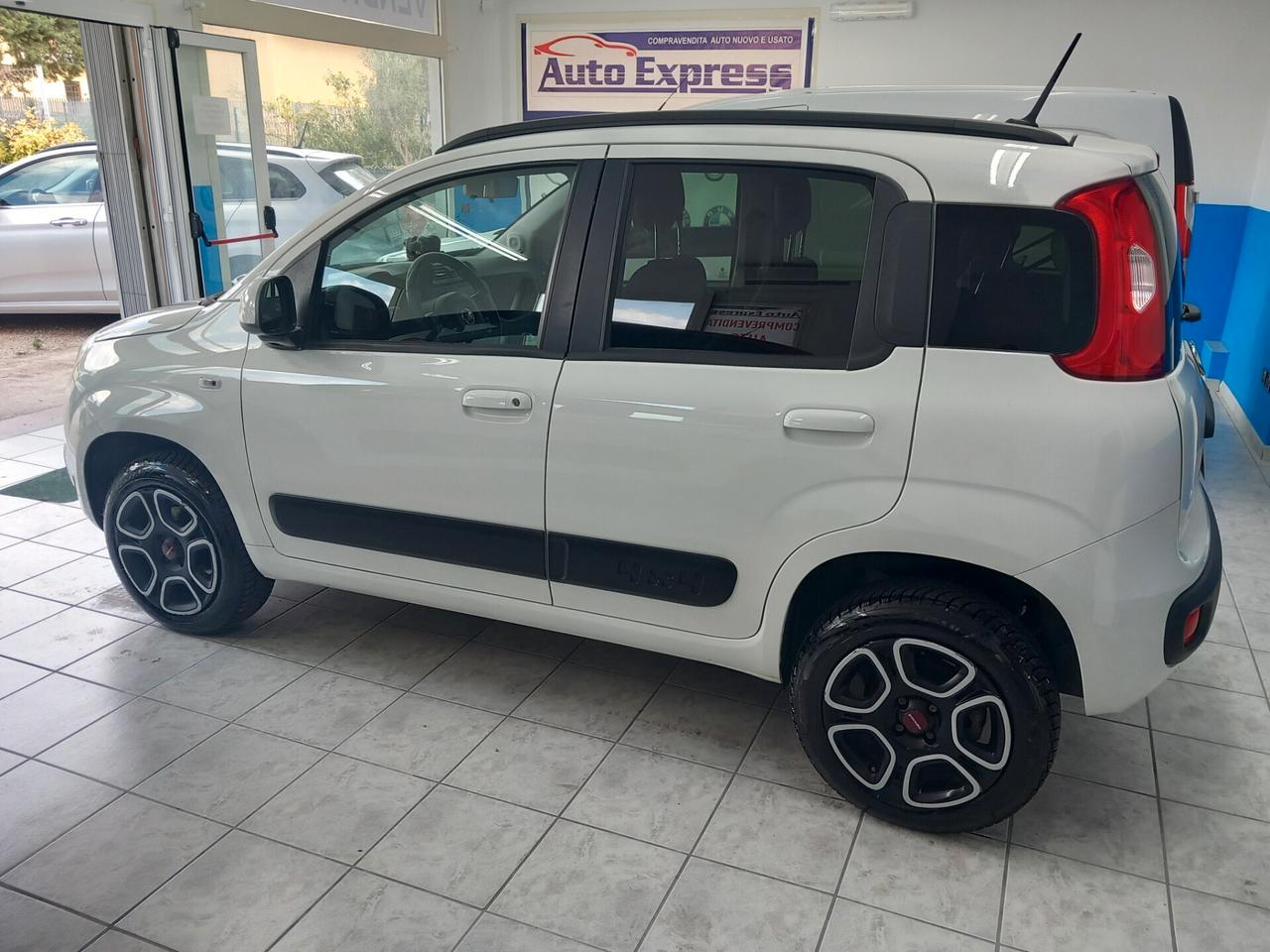 Fiat Panda 4x4 anno 2022 benzina 0.9 km 43 mila