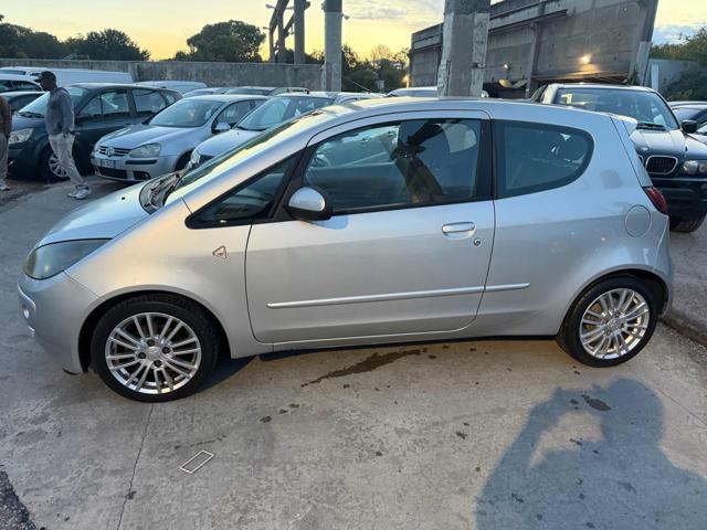 MITSUBISHI Colt 1.1 12V 3p.GPL Special Action Model BENZINA/GPL
