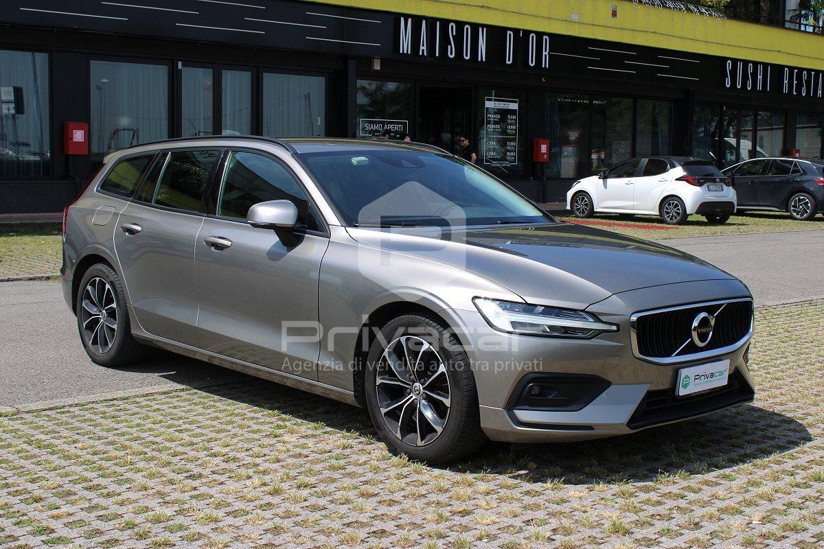VOLVO V60 D3 Momentum