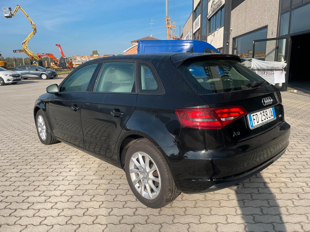 Audi A3 SPB 1.6 TDI Ambiente DISTRIBUZIONE NUOVA