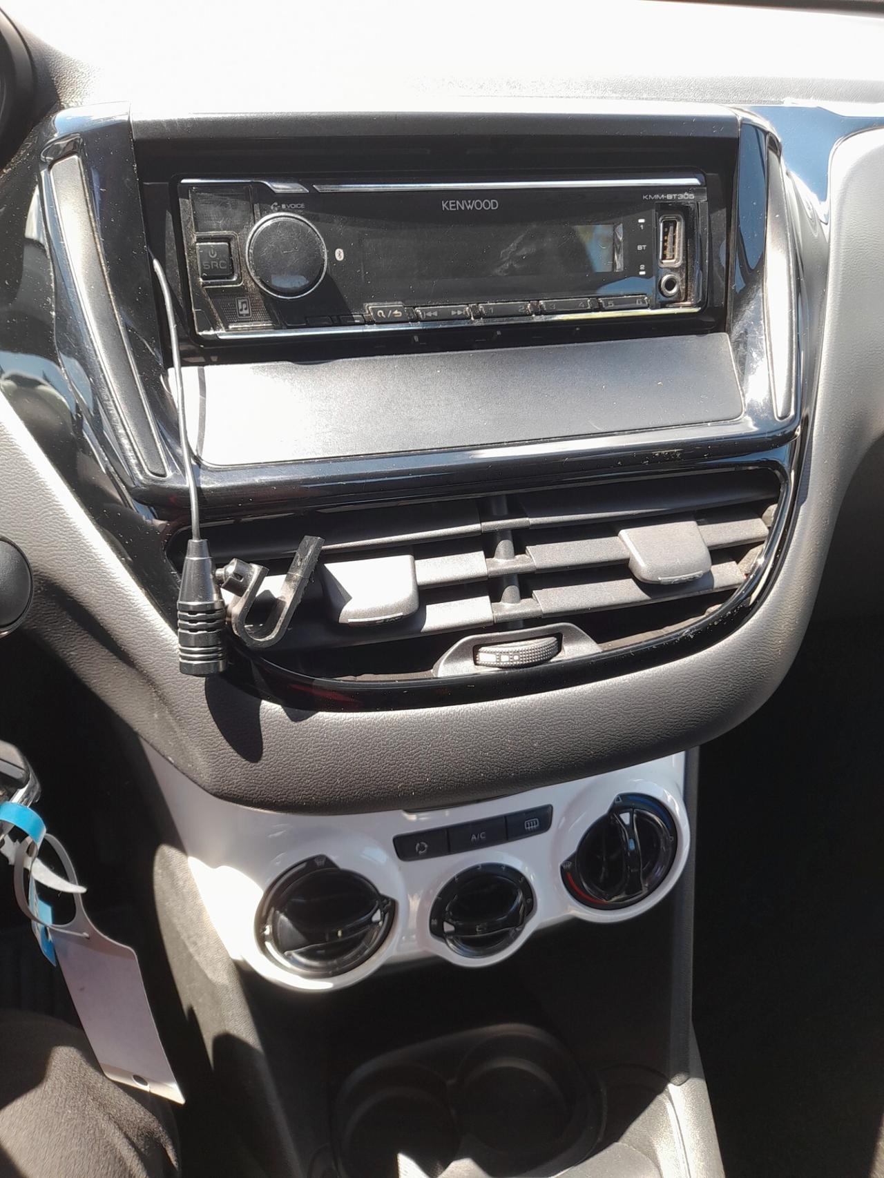Peugeot 208 1.2 benzina 68 CV 5 porte Active