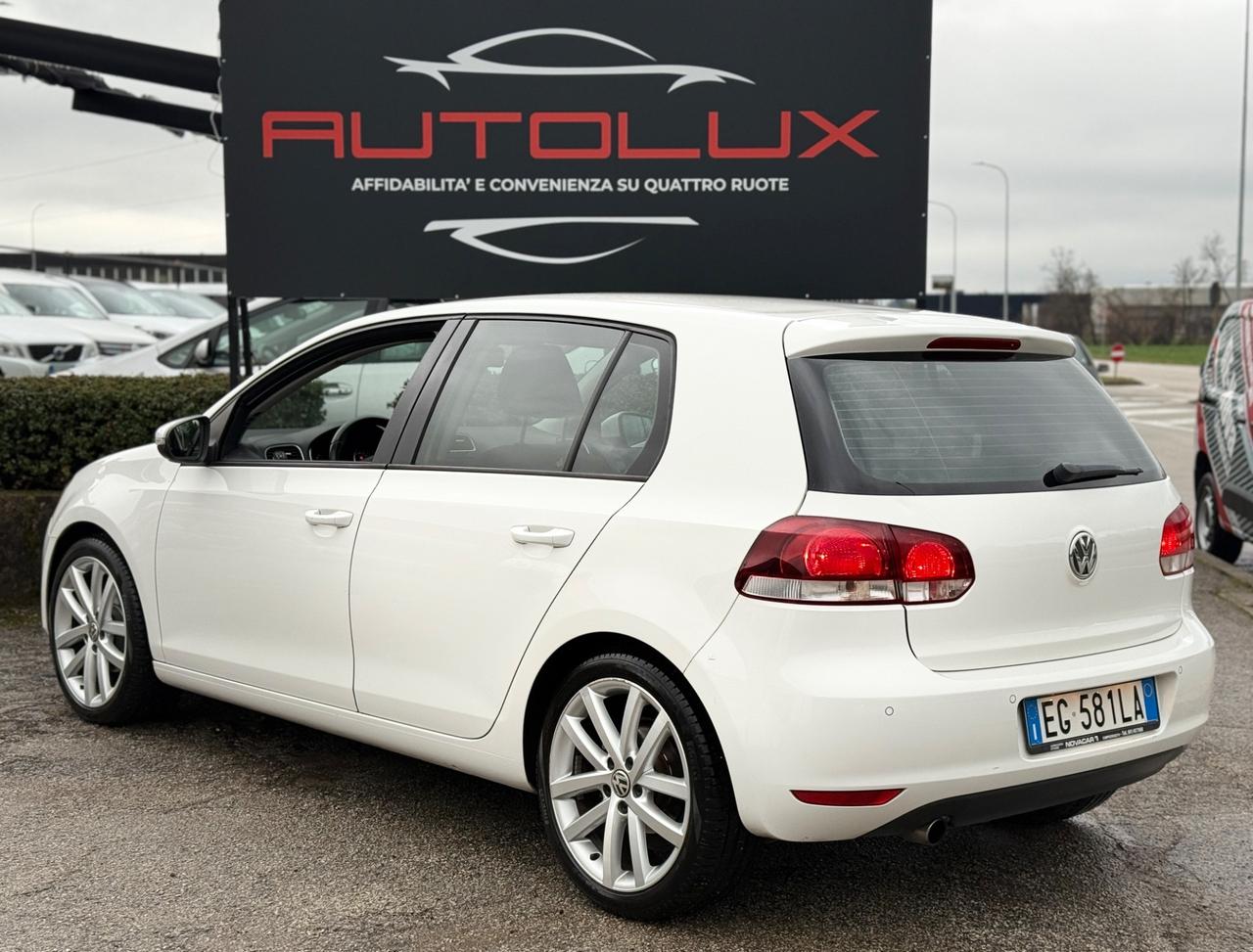 Volkswagen Golf 1.6 TDI DPF 5p. Highline 2011 OK NEOPATENTATI