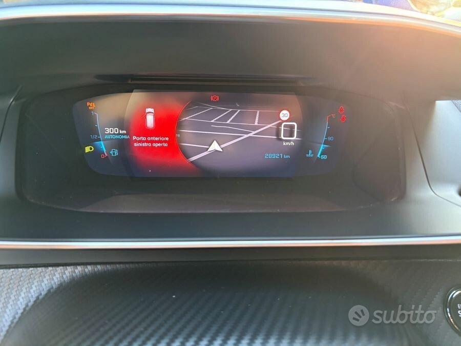 Peugeot 208 1.5 hdi 100 gt line certificata nuova