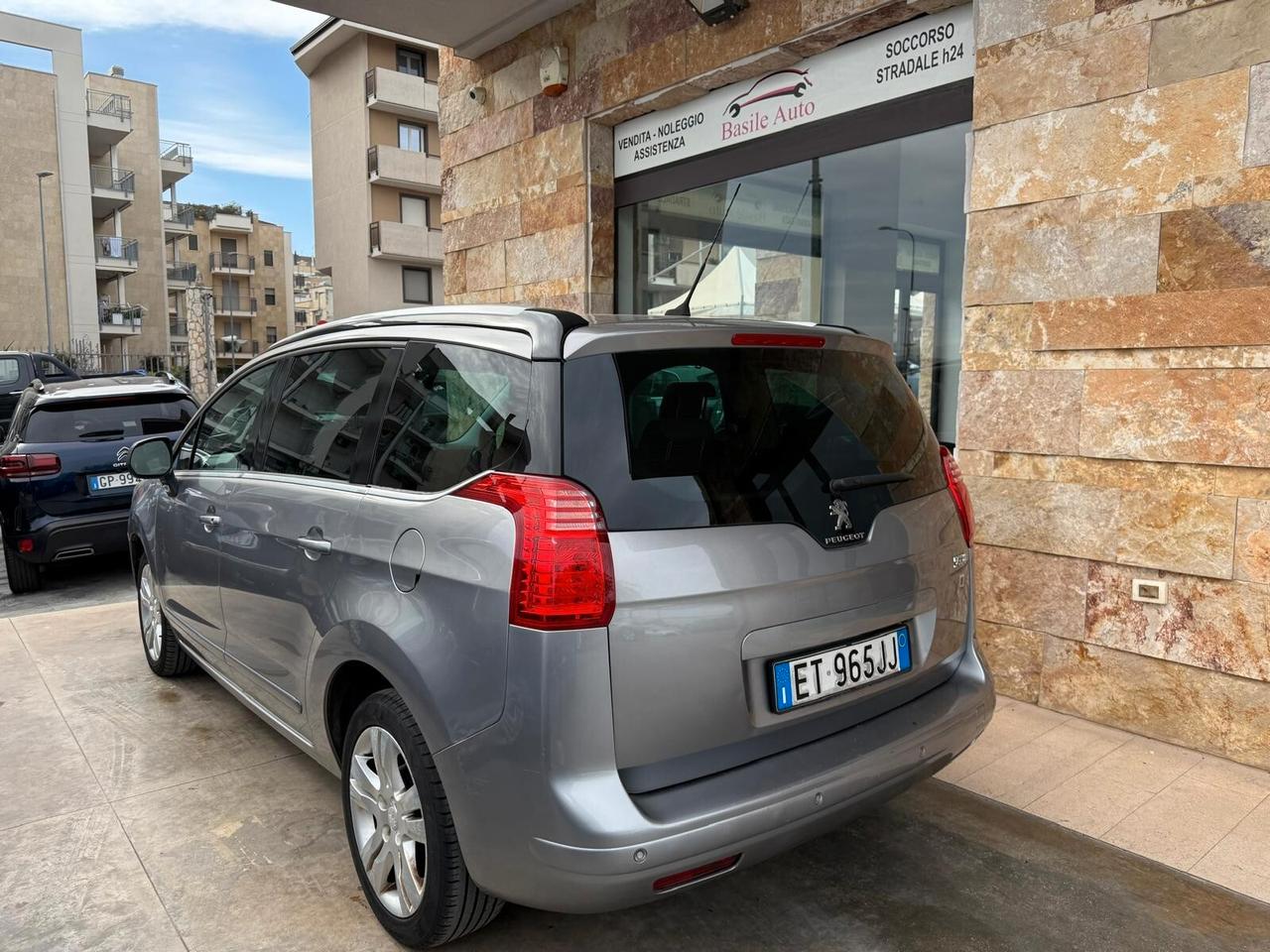 Peugeot 5008 1.6 HDi 115CV Business