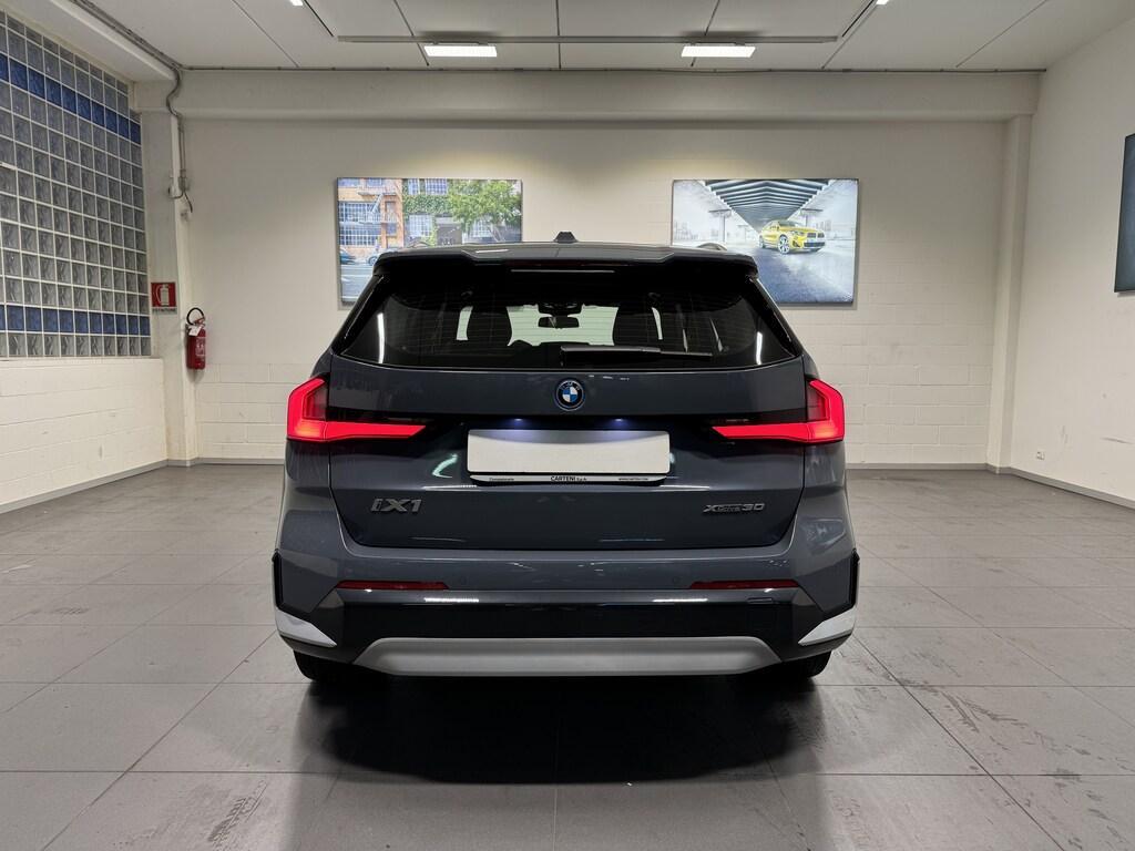 BMW iX1 30 xLine xDrive
