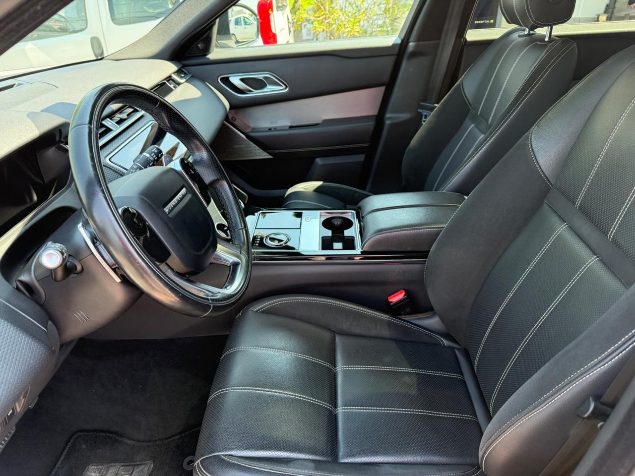 Land Rover Range Rover Velar Range Rover Velar 2.0D I4 240 CV R-Dynamic SE