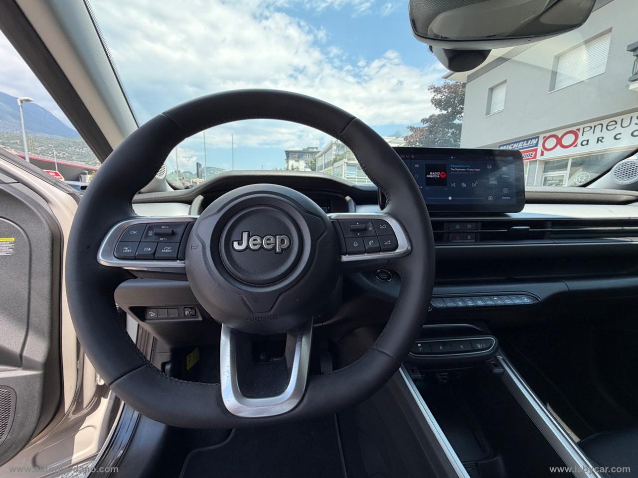 JEEP Avenger BEV Summit 420 156 CV CERCHI IN LEGA DA 18