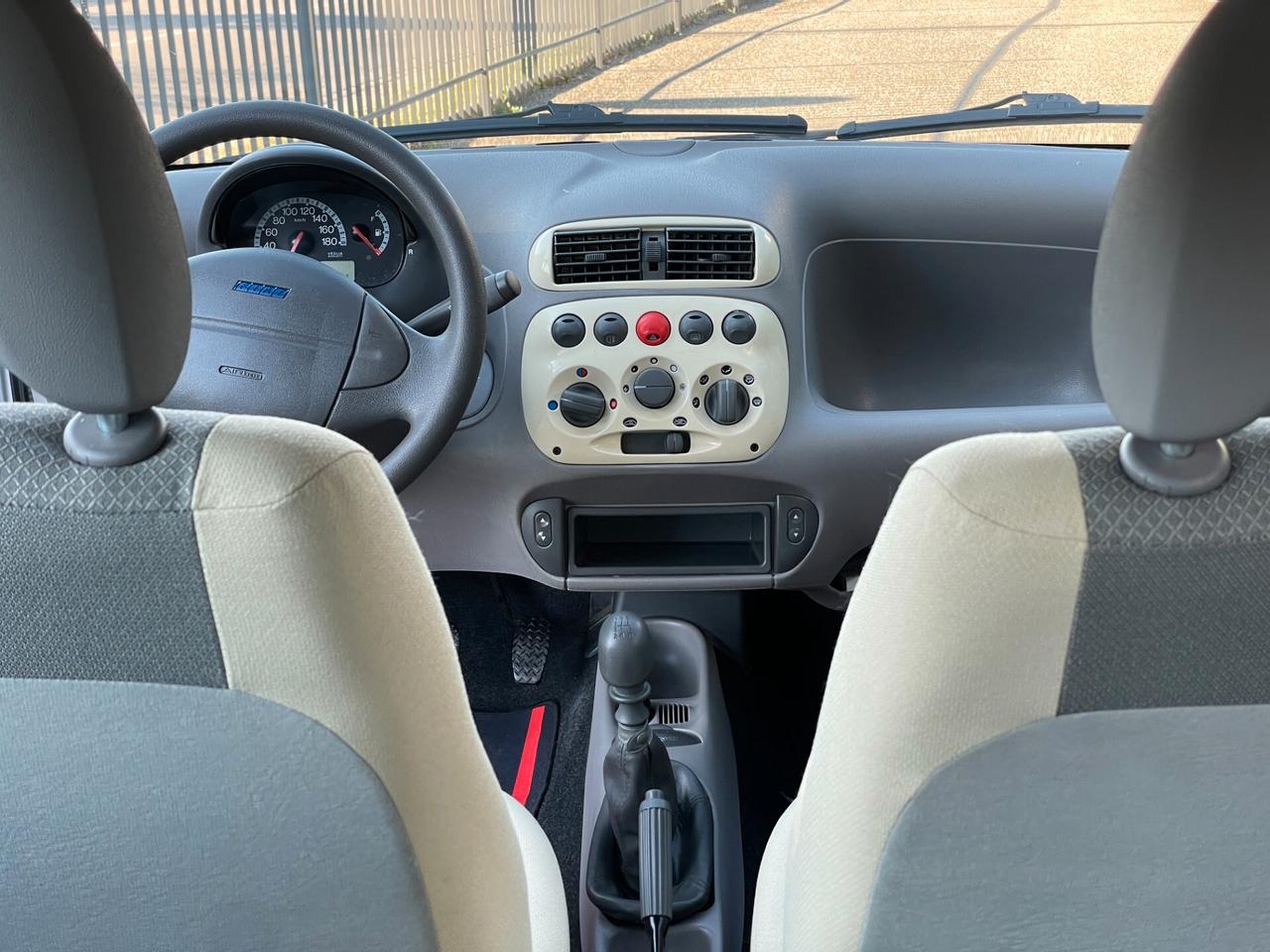 Fiat 600 1.1 Active 30.000 Km !!