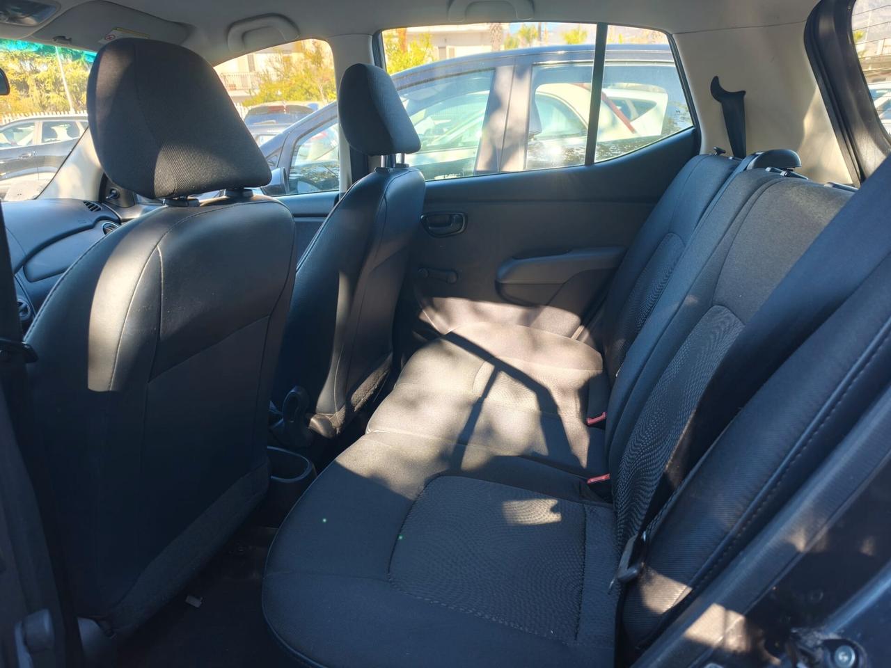 HYUNDAI I10 1.0 1.1 BENZINA 69CV 5 PORTE NEOPATENTATI