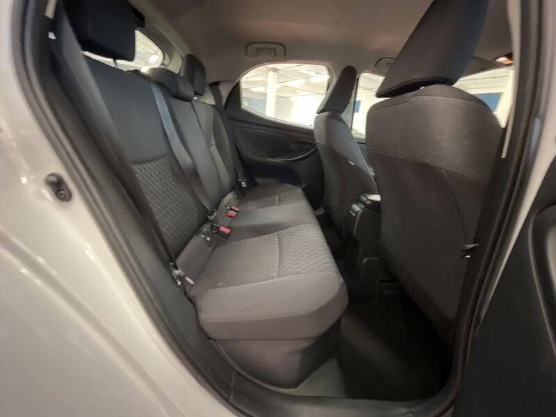 Toyota Yaris Hybrid Trend MY22