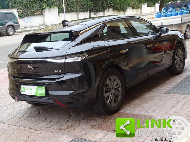 DS AUTOMOBILES DS 4 1.6 HYBRID 225 CV PERFORMANCE