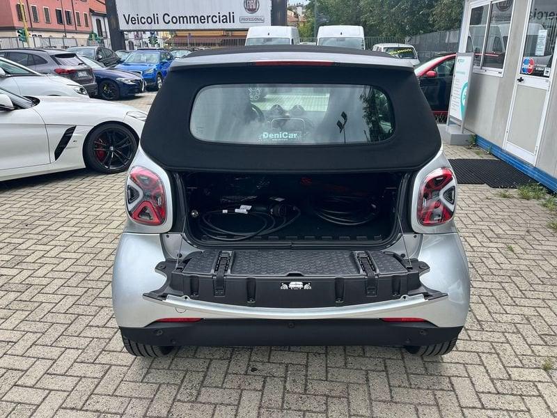 smart fortwo EQ cabrio Prime