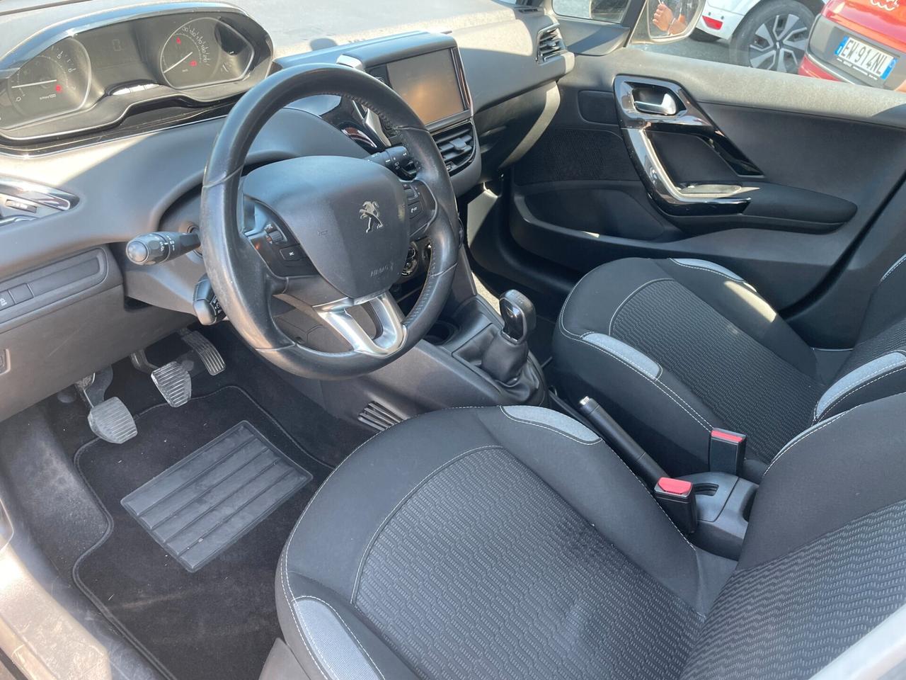 Peugeot 208 PureTech 82 5 porte Allure DISTRIBUZIONE NUOVA