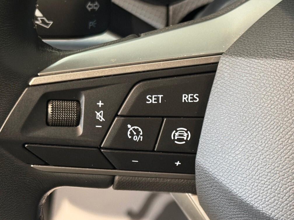 SEAT Arona 1.0 ecotsi Xperience 110cv dsg Led App conn 17"