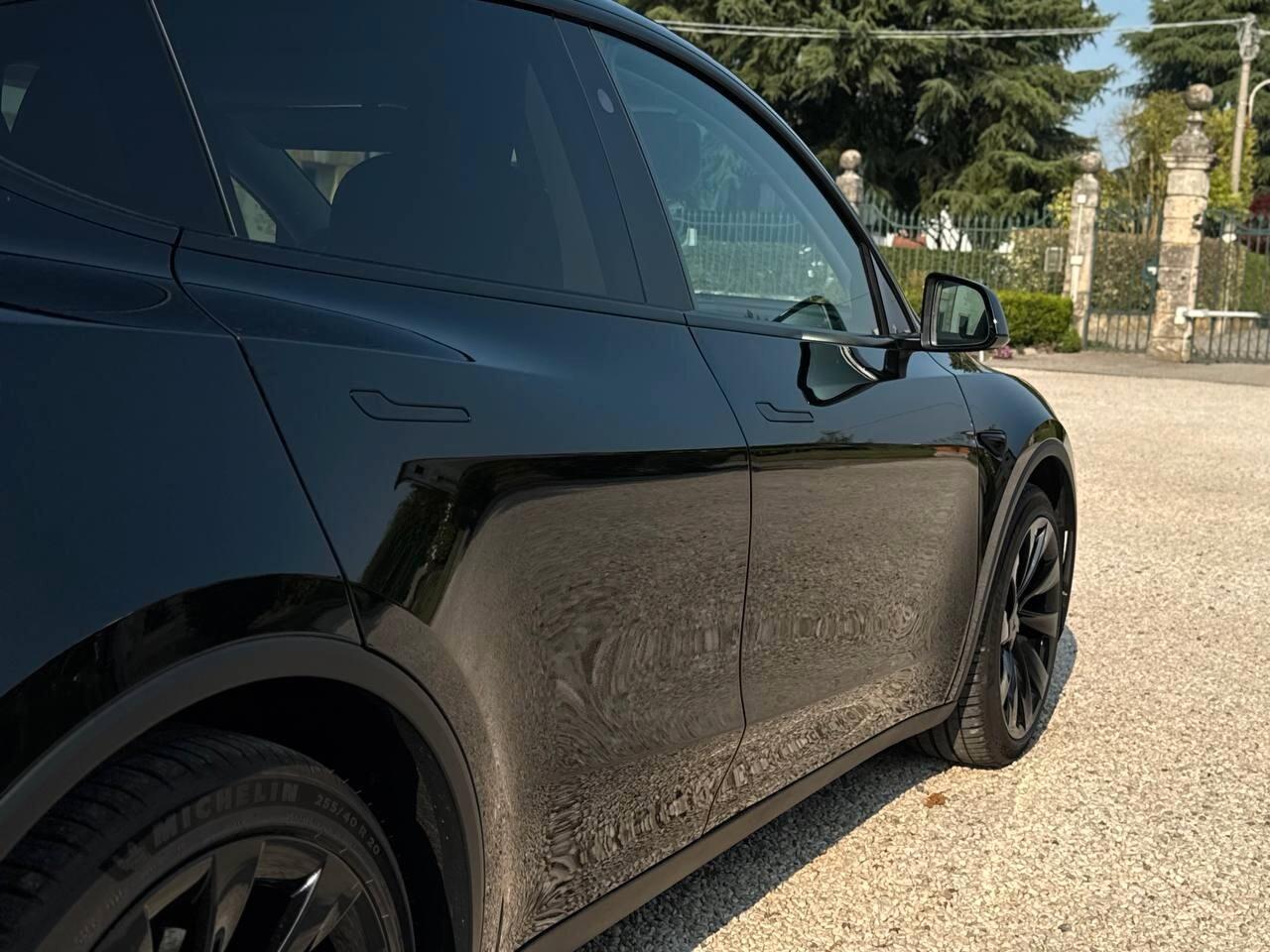 Tesla Model Y Model Y NV36 Long Range AWD Launch Edition LISTINO 69500€