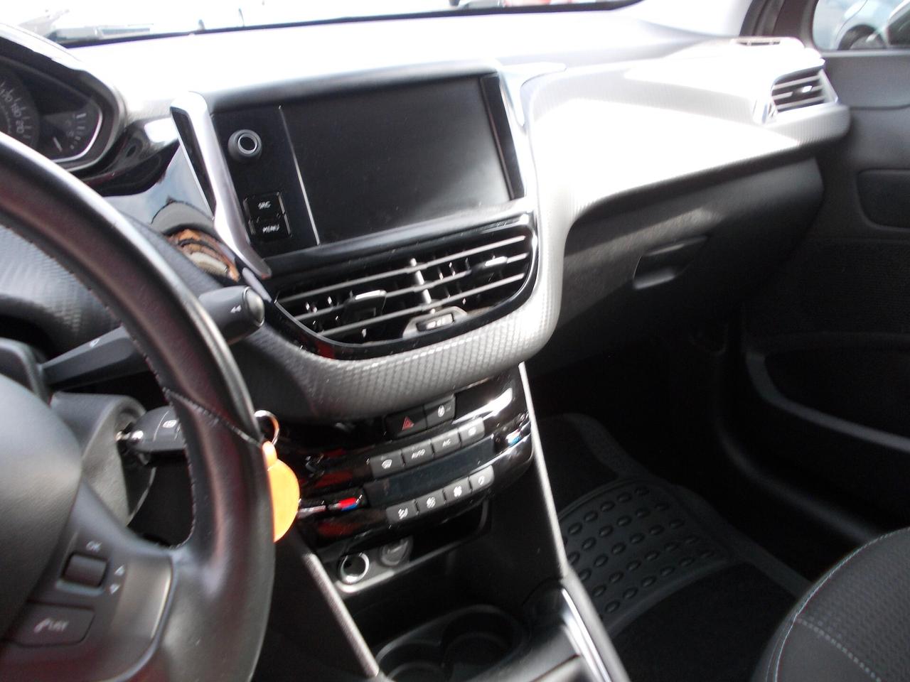 Peugeot 208 PureTech 5 p.Allure-KM72074