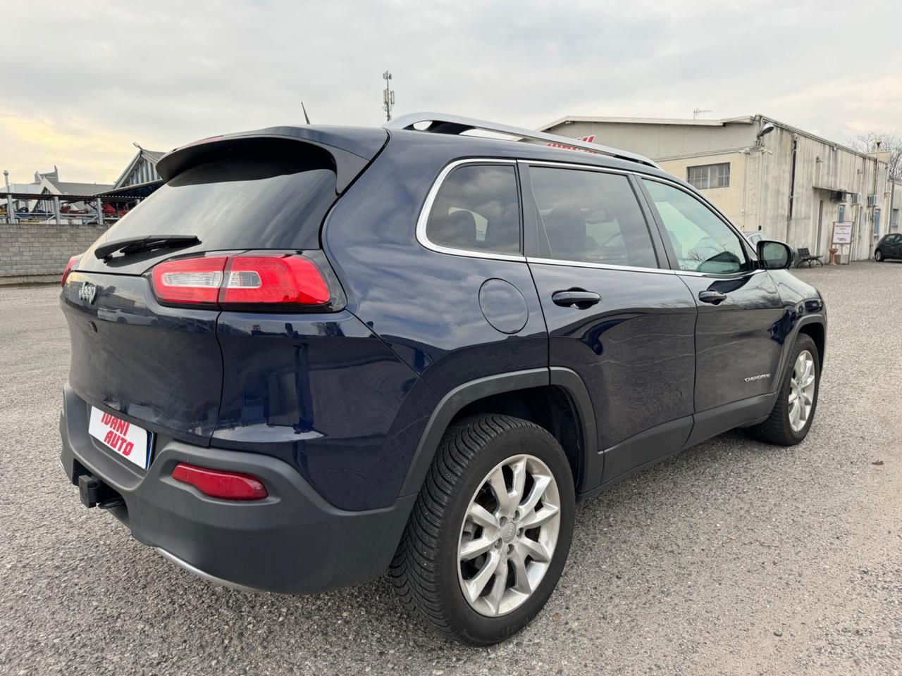 JEEP CHEROKEE 2.4 L LIMITED AUTO