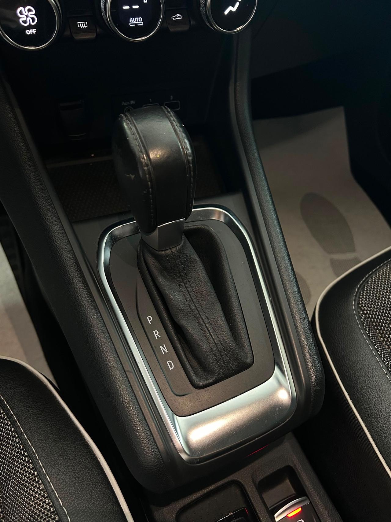 Renault Captur Blue dCi 115 CV EDC Zen