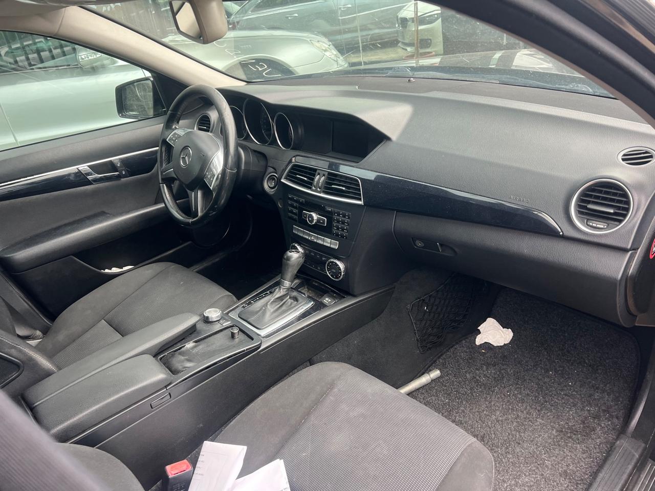 Mercedes-benz C 200 CDI BlueEFFICIENCY Elegance