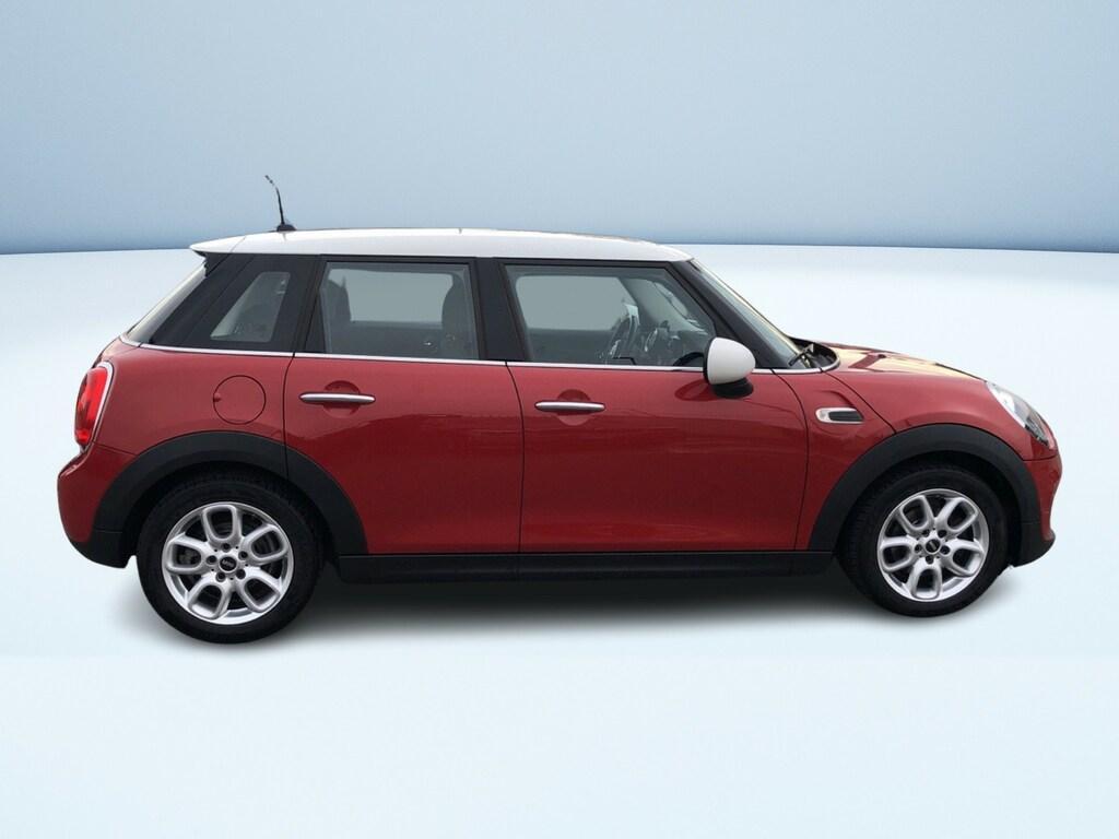 Mini Cooper D 1.5 D Cooper D Boost Auto