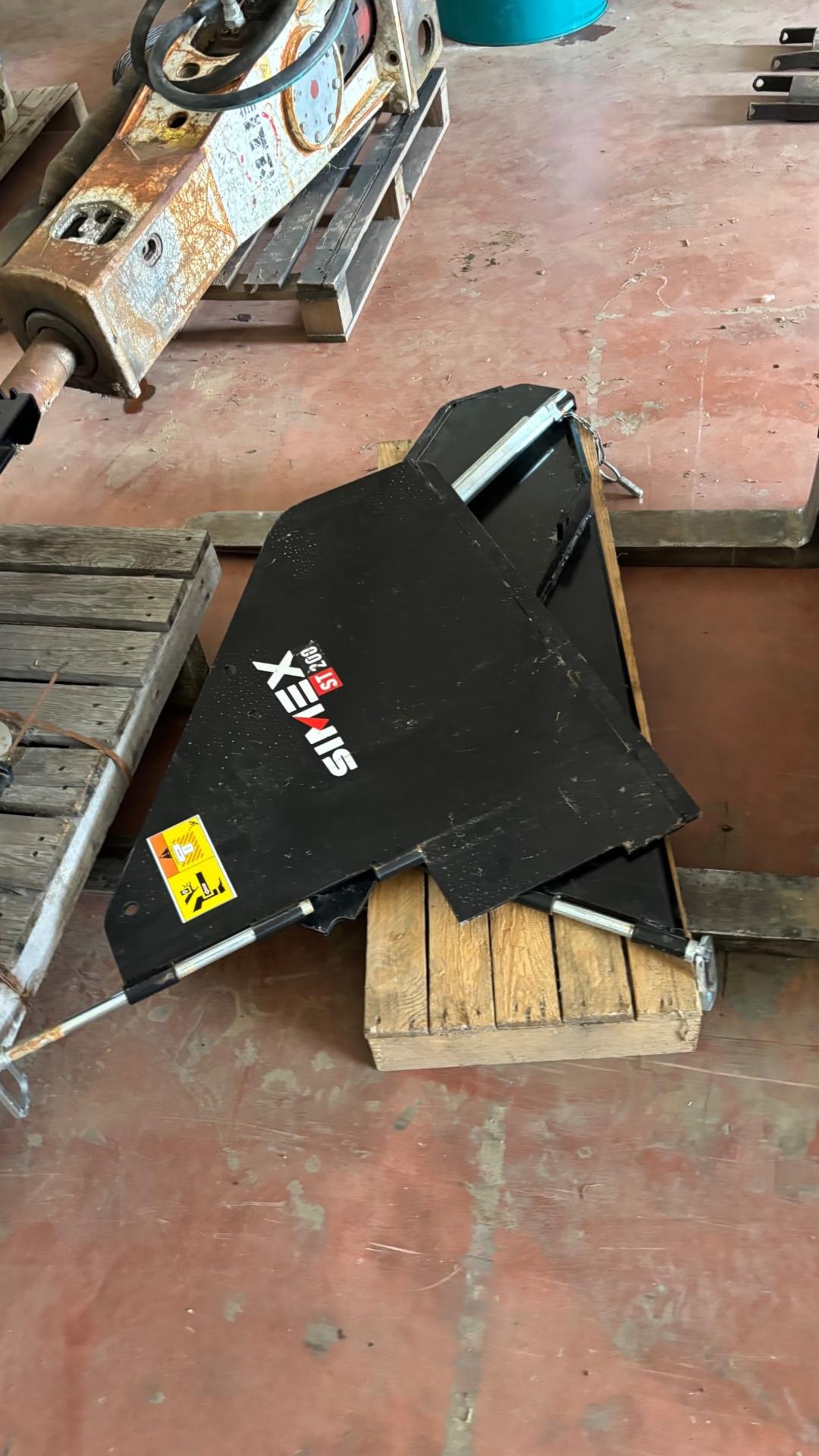 Simex ST 200