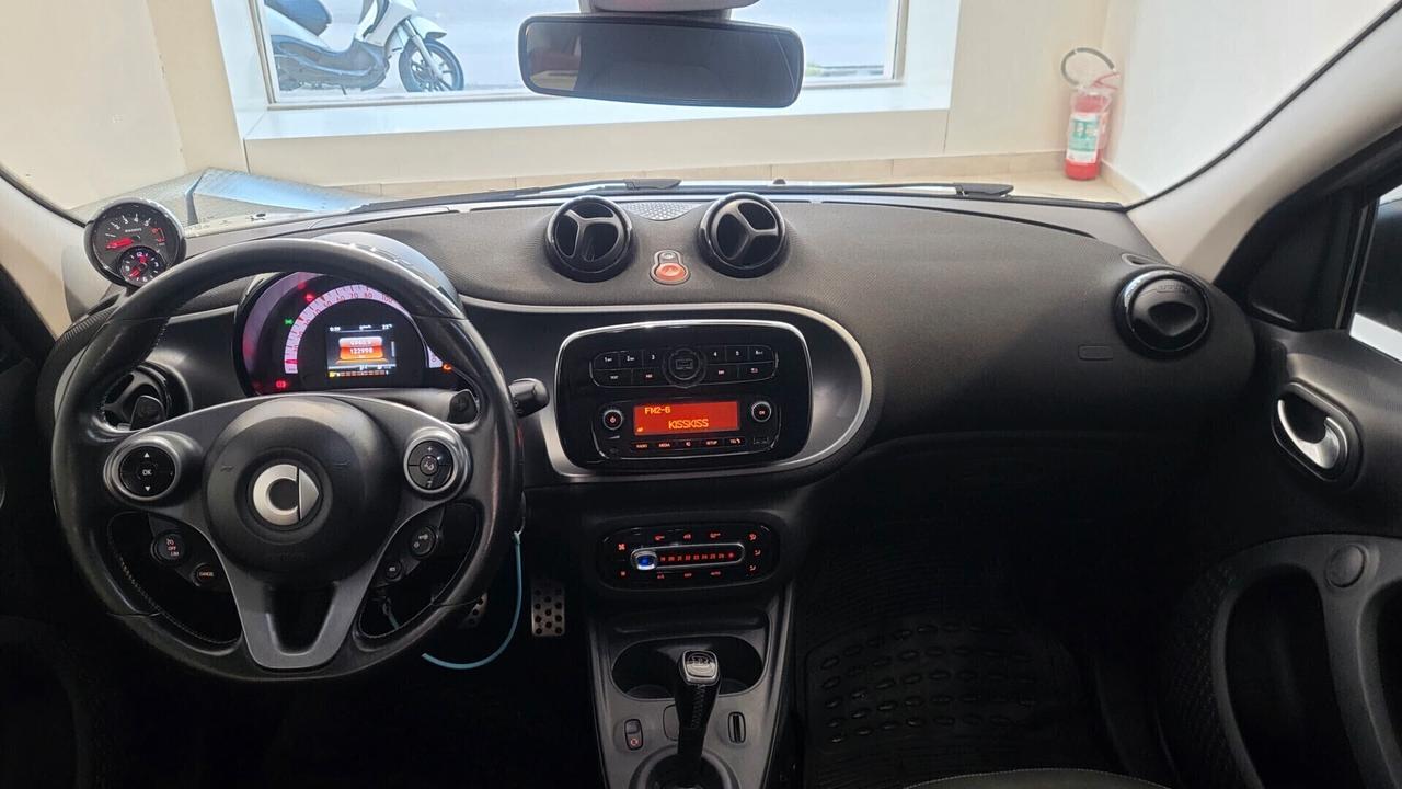 Smart ForFour ALLESTIMENTO BRABUS GPL