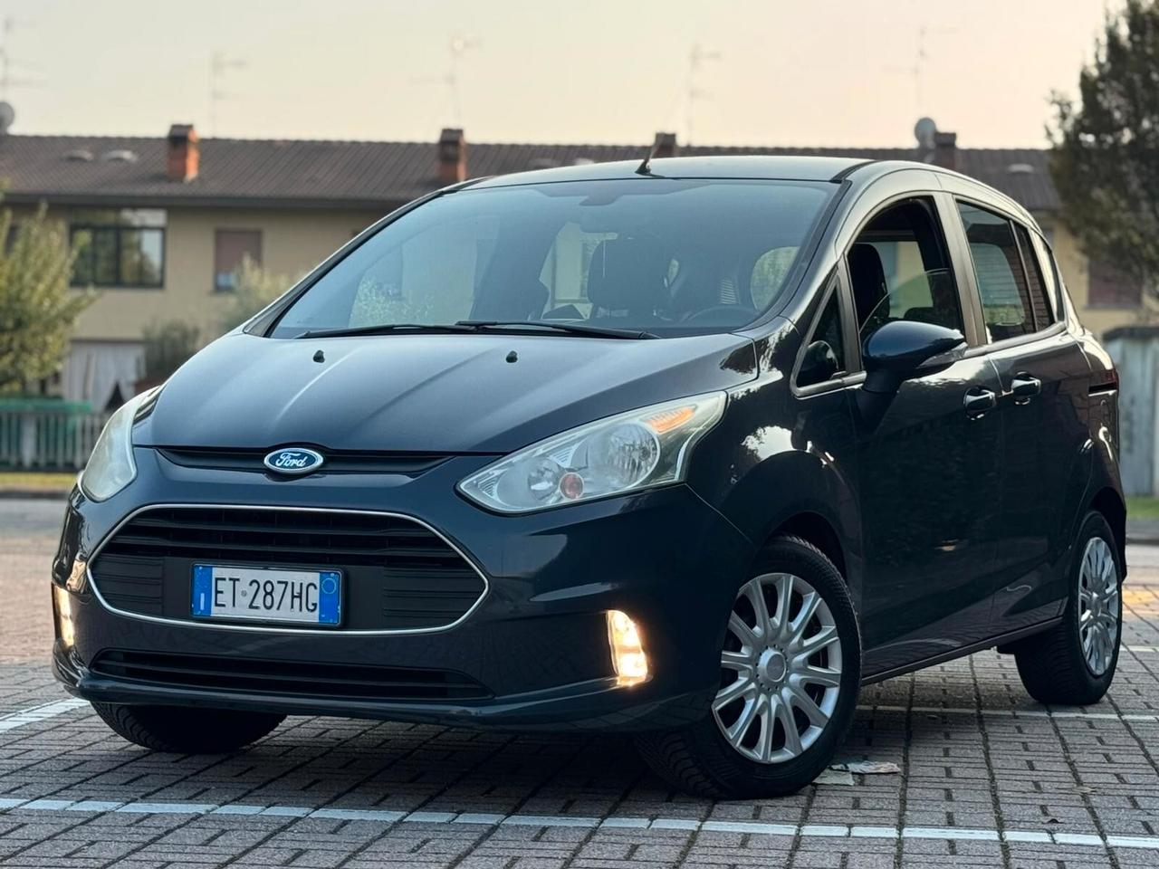 Ford B-Max 1.5 TDCi 75 CV Titanium..CELL 320 147 1147 WUATSAPP