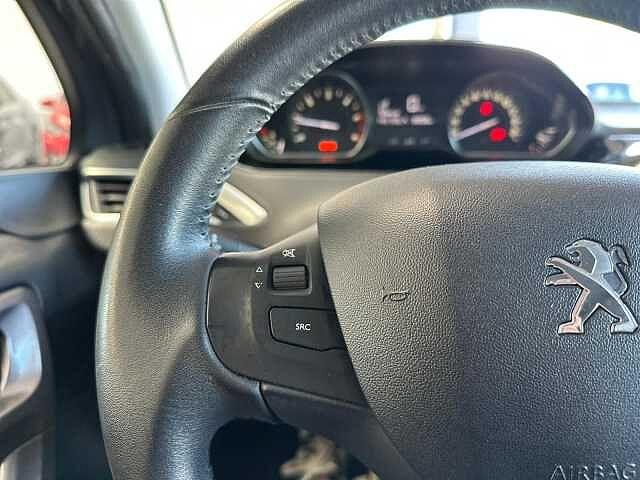 Peugeot 2008 BlueHDi 100 Active