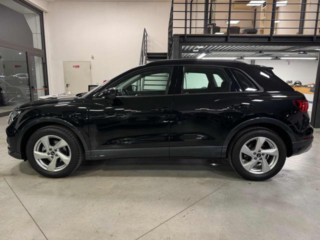 AUDI Q3 35 TDI S tronic Business Advanced