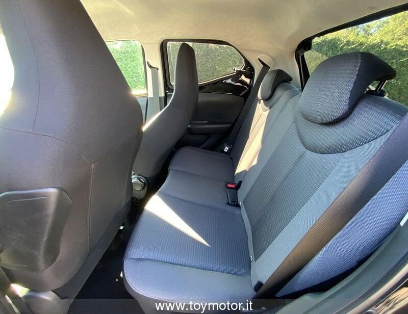 Toyota Aygo 2ª serie Connect 1.0 VVT-i 72 CV 5 porte x-play MMT