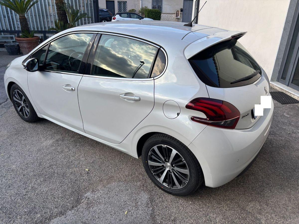 PEUGEOT 208 1.6 BlueHDi 75 5p. Allure