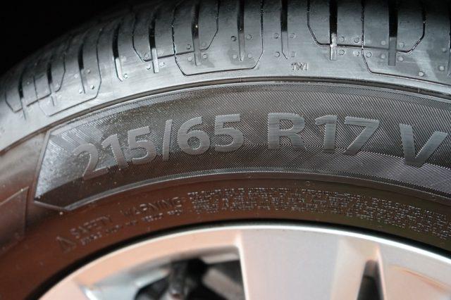 PEUGEOT 3008 BlueHDi 130 S&S EAT8 Active Business