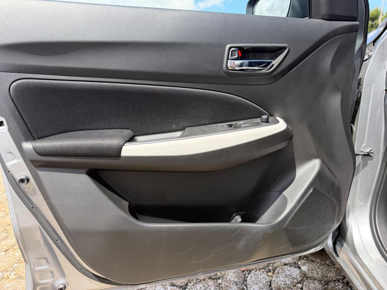 Suzuki Swift 1.2 Hybrid Top