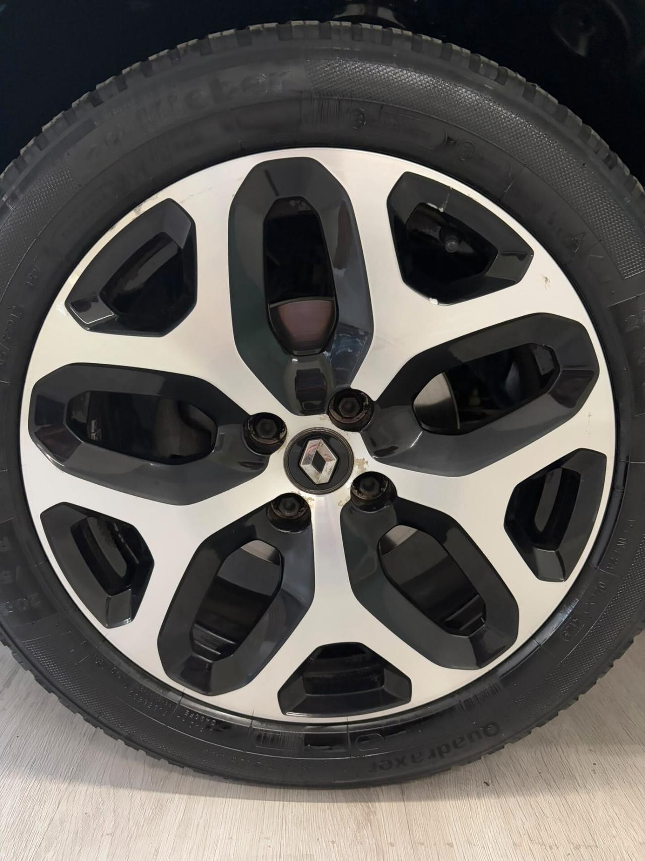 Renault Captur 900cc TCe 90 CV R-Link full LED