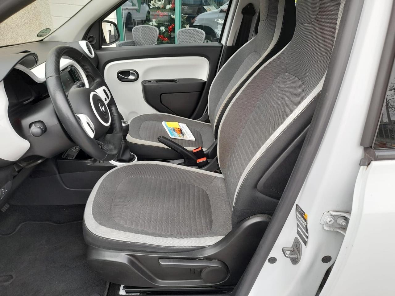 Renault Twingo SCe 65 CV Signature