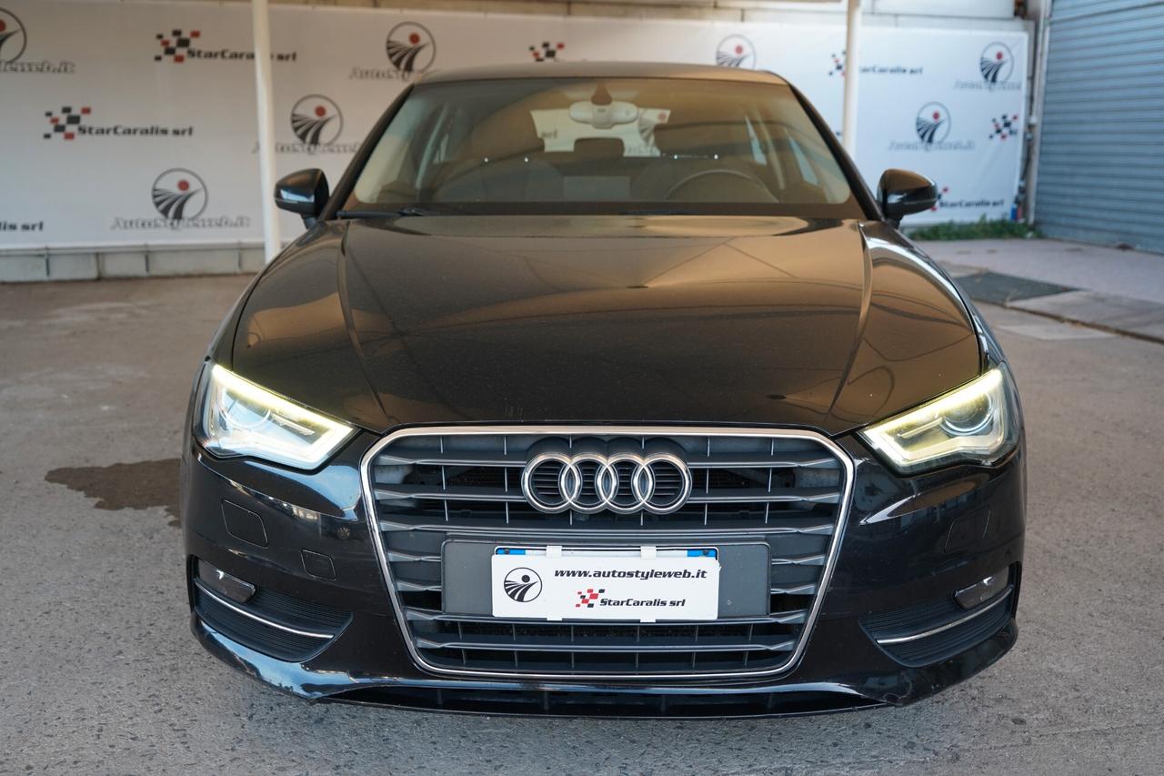 Audi A3 1.6 TDI 105 Cv Attraction