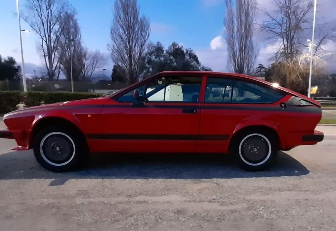 Alfa Romeo GTV 2.0 Grand Prix 130 cv serie numerata asi !!