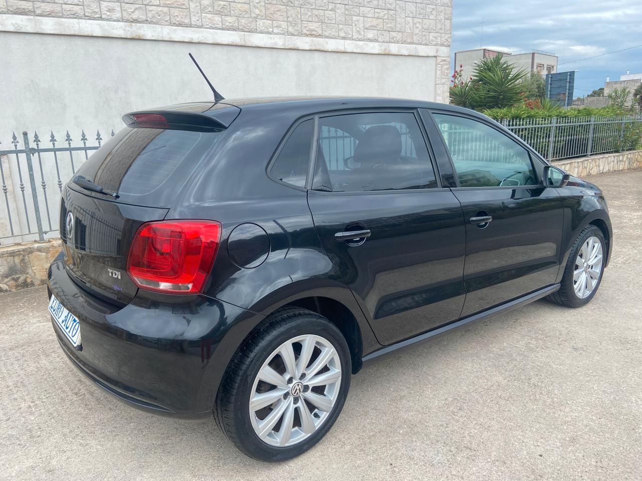 Volkswagen Polo 1.6 TDI 90CV DPF DSG 5 porte Highline