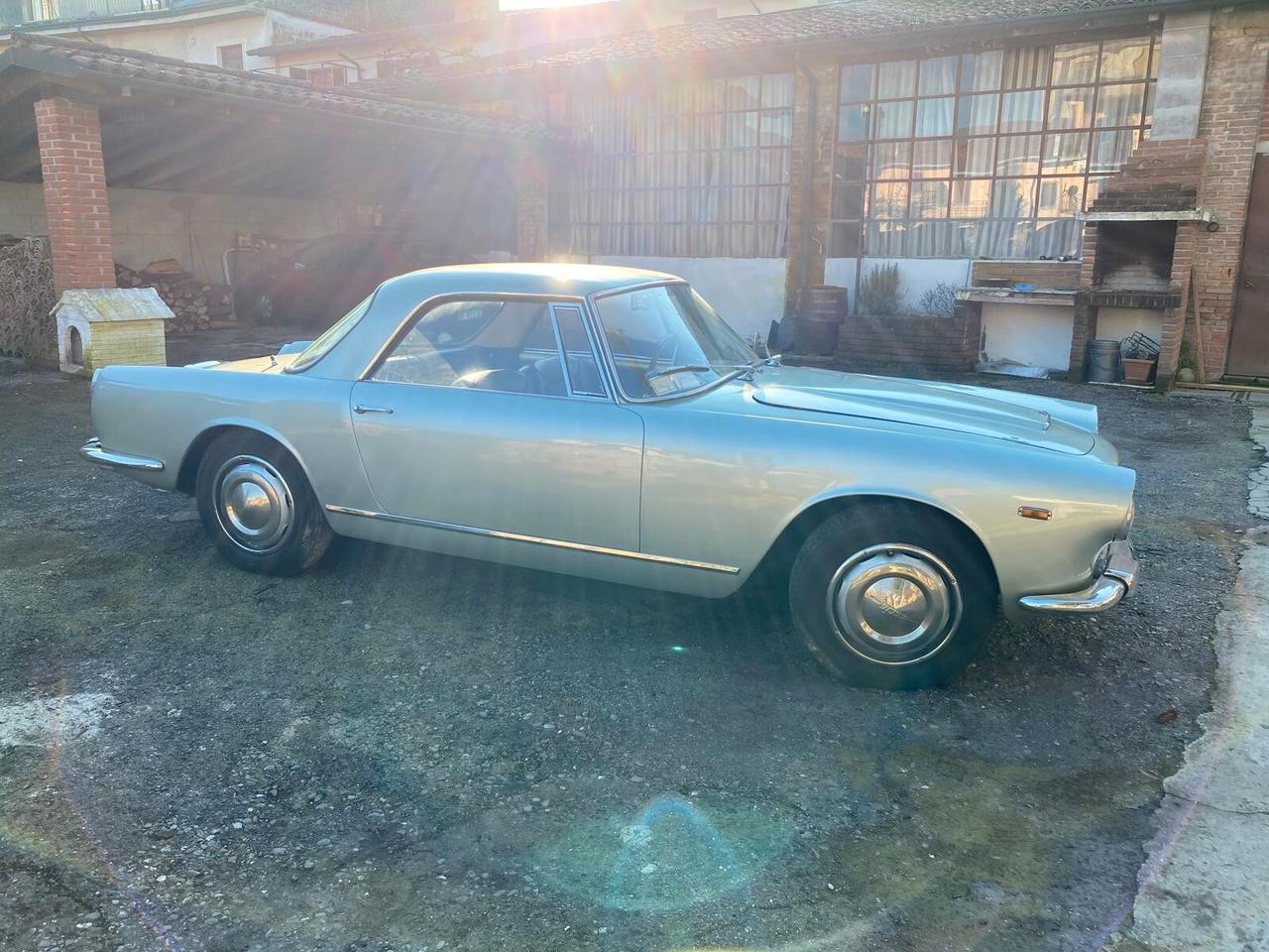 Lancia Flaminia GT SUPERLEGGERA