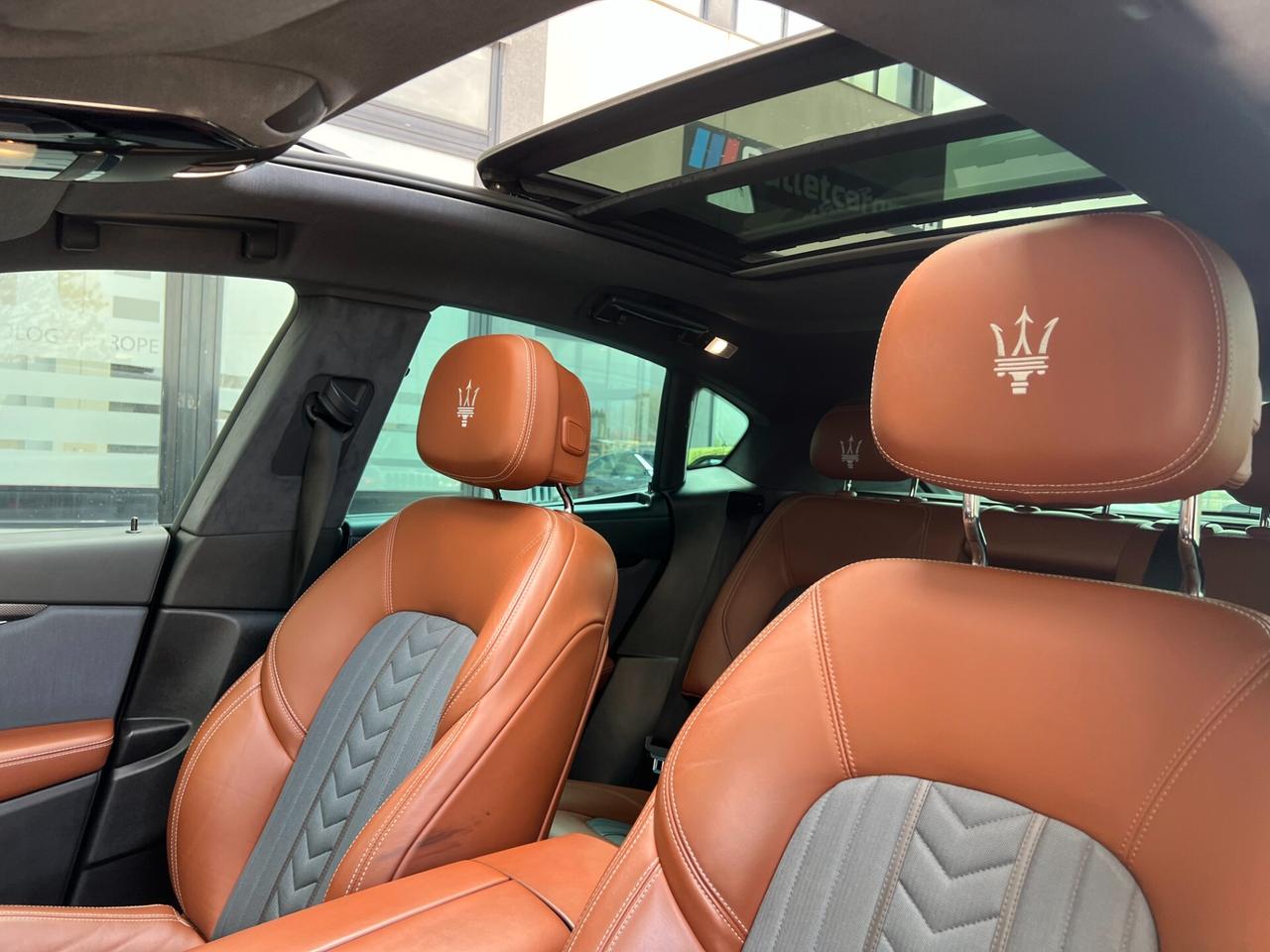 Maserati Levante AWD GRANLUSSO / UNICO PROPRIETARIO