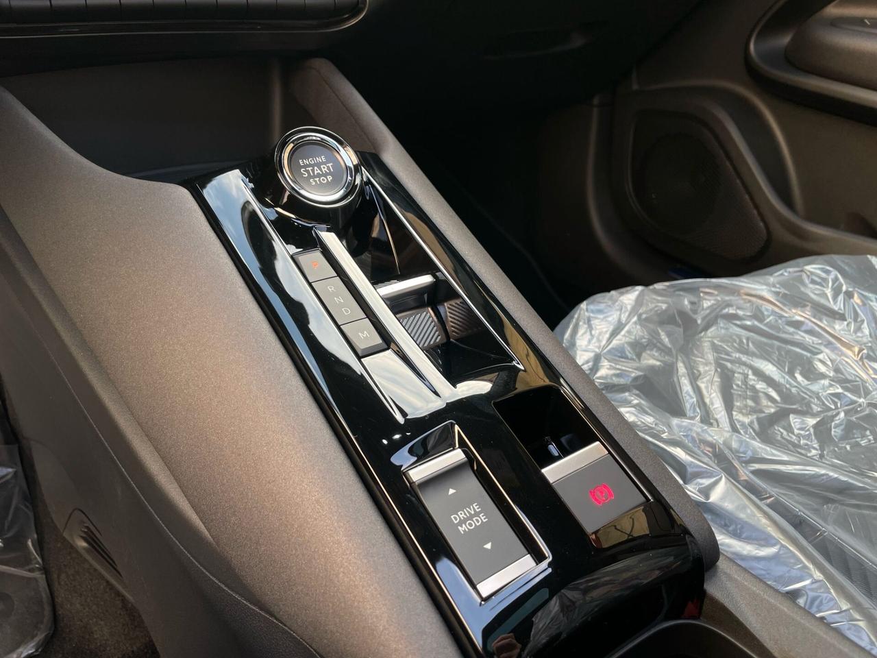 Alfa Romeo Junior 1.2 136 CV Hybrid eDCT6 Speciale