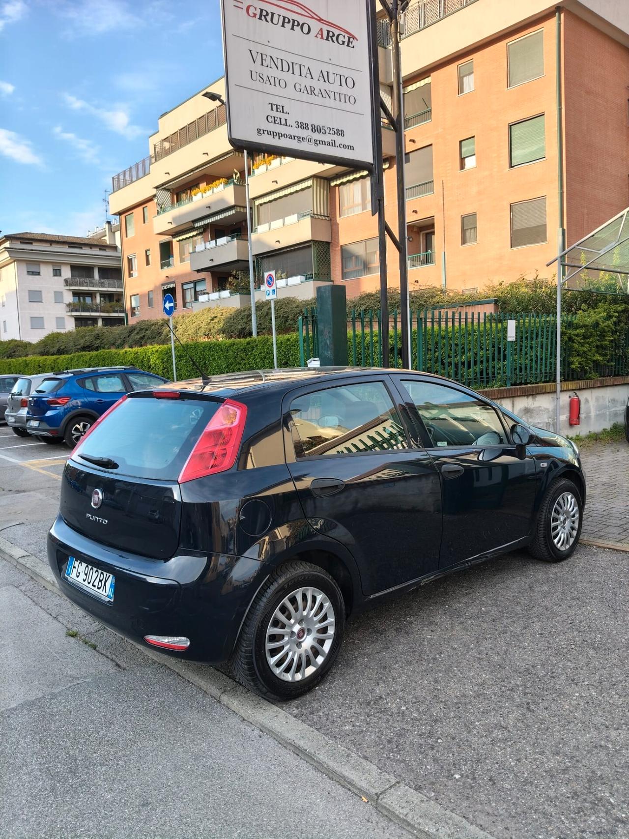 Fiat Punto 1.4 8V 5 porte Easypower Street