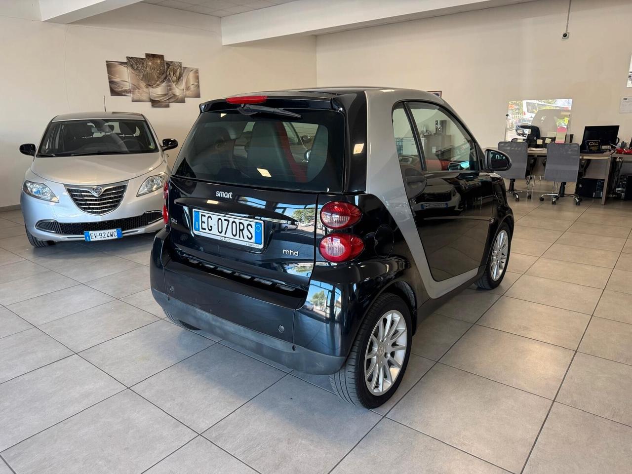 Smart ForTwo 1.0 MHD BENZ PASSION 2010