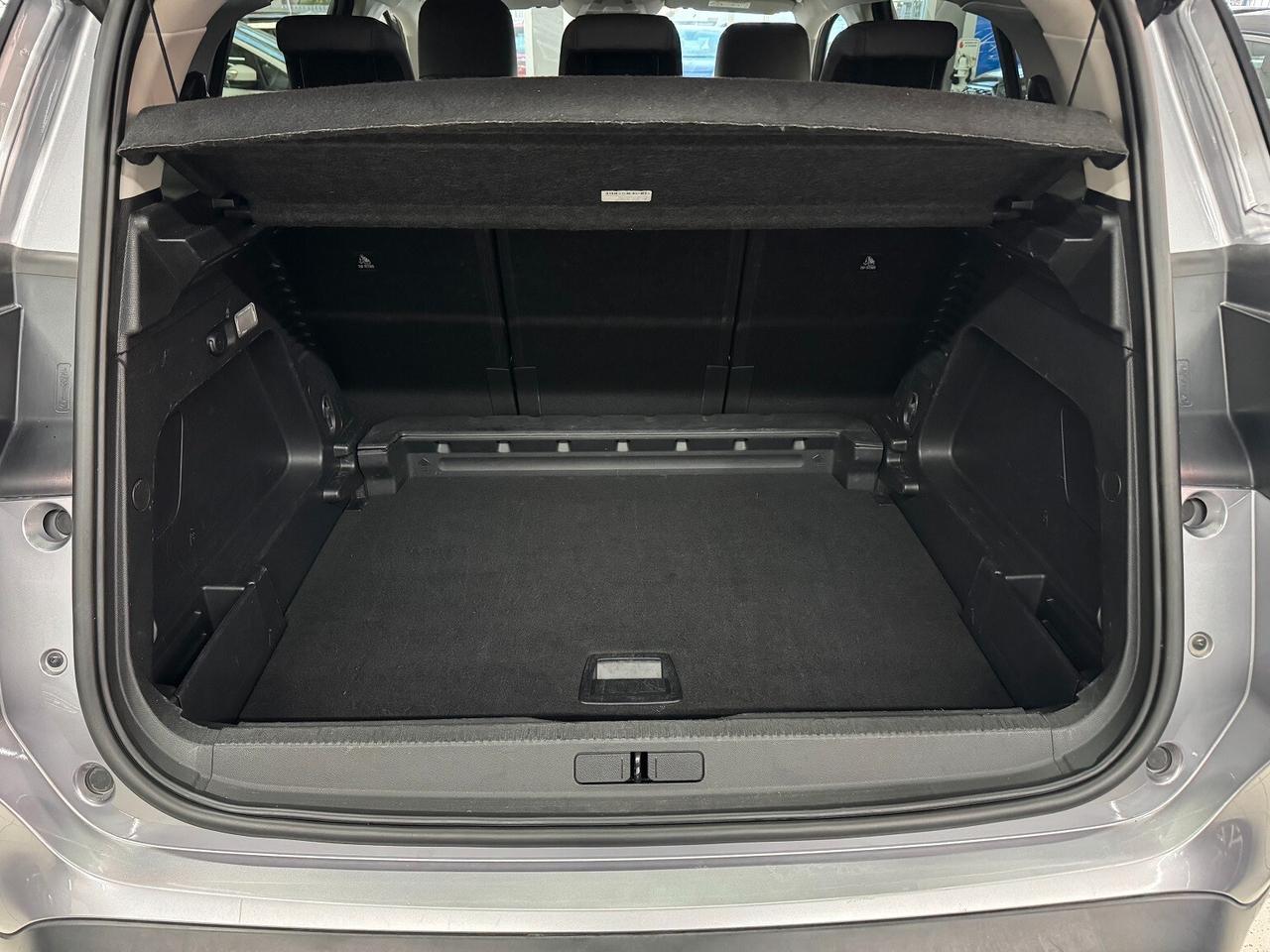 C5 Aircross 1.5HDi 130 EAT8 Shine Pack CERHIO 19 BLACK!!!