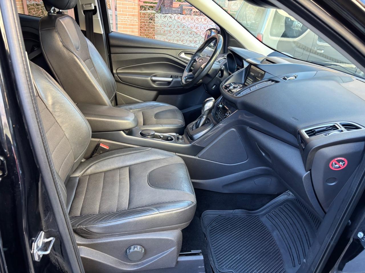 Ford Kuga 2.0 TDCI 150 CV S&S 4WD Titanium