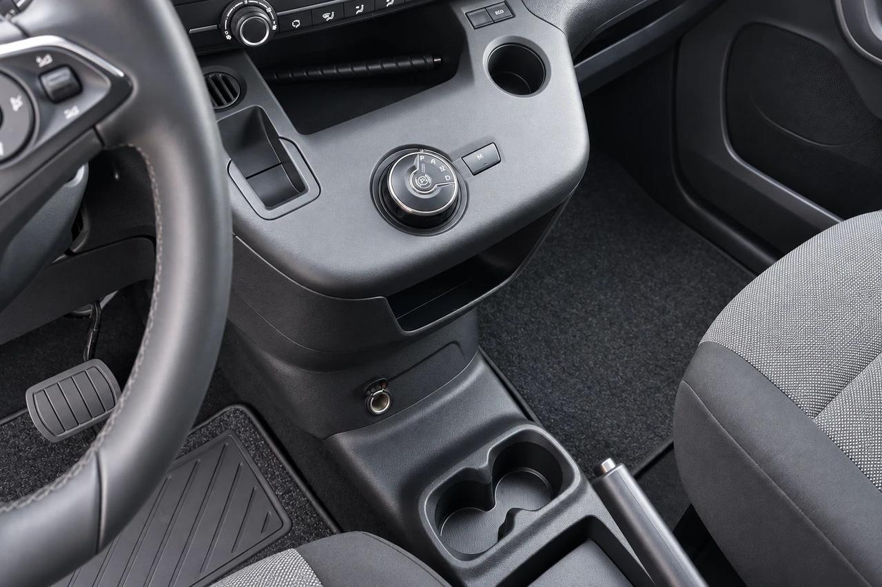 Opel Combo cargo 1.5d 130cv S&S Edition L2H1 eat8